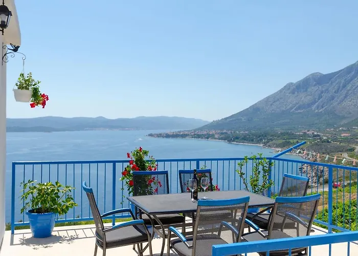 House Deja Blue Holiday home