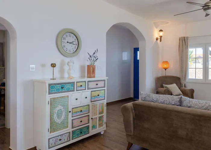 House Deja Blue بيت للعطل *