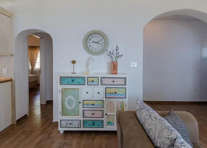 House Deja Blue أوروبيتش