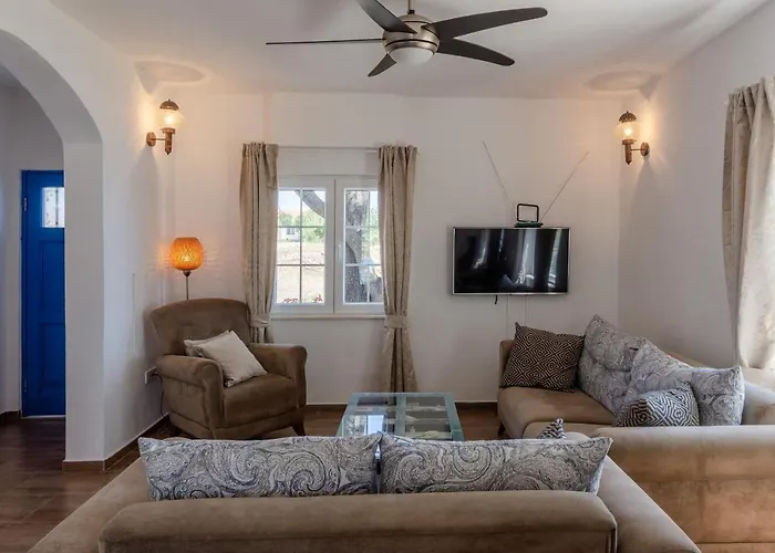 House Deja Blue أوروبيتش